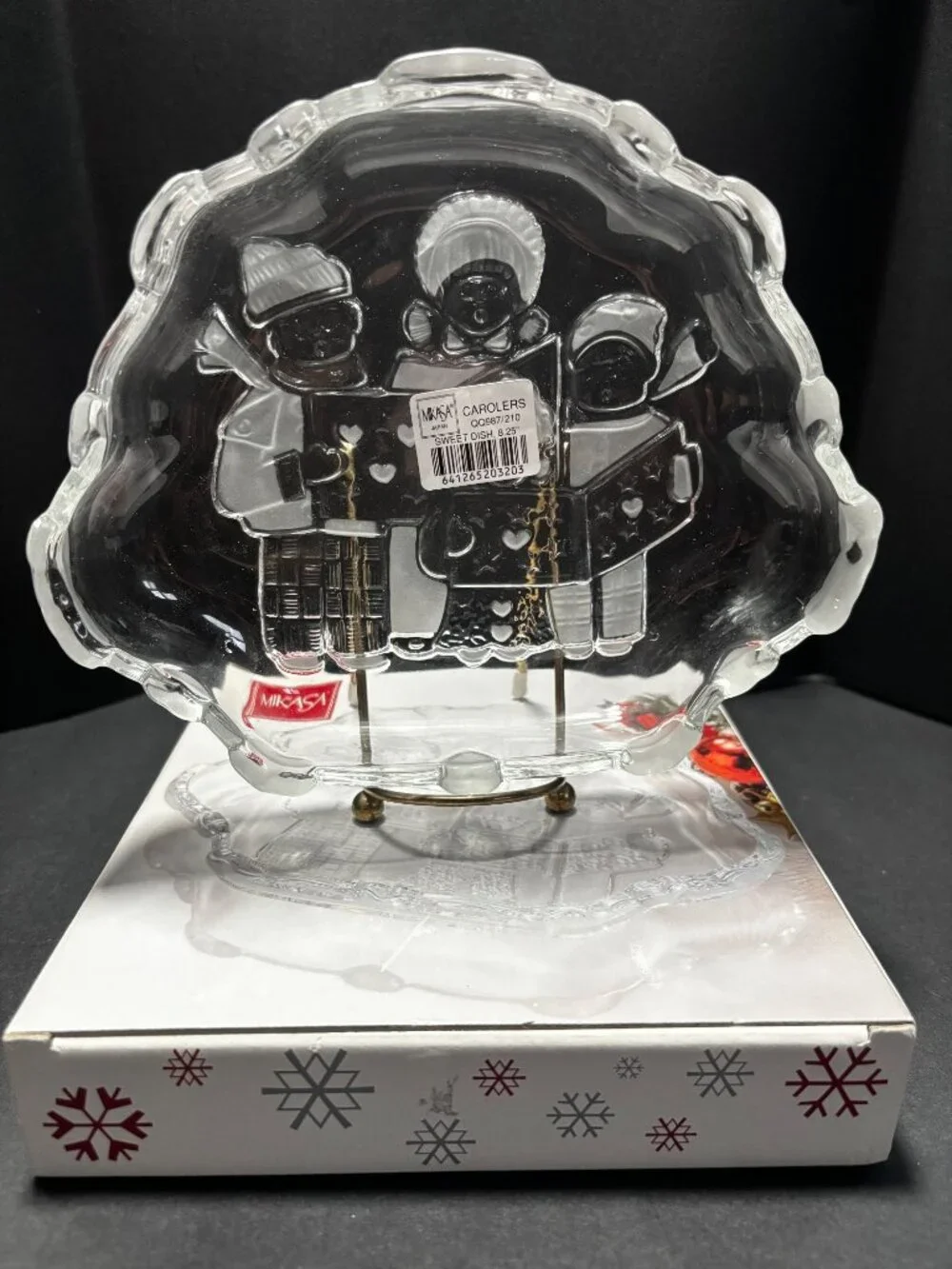 Mikasa Carolers Sweet Dish 8.25